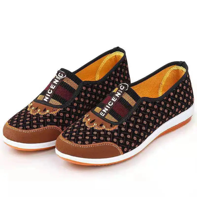 Old Beijing Soft Bottom Non-slip Shoes