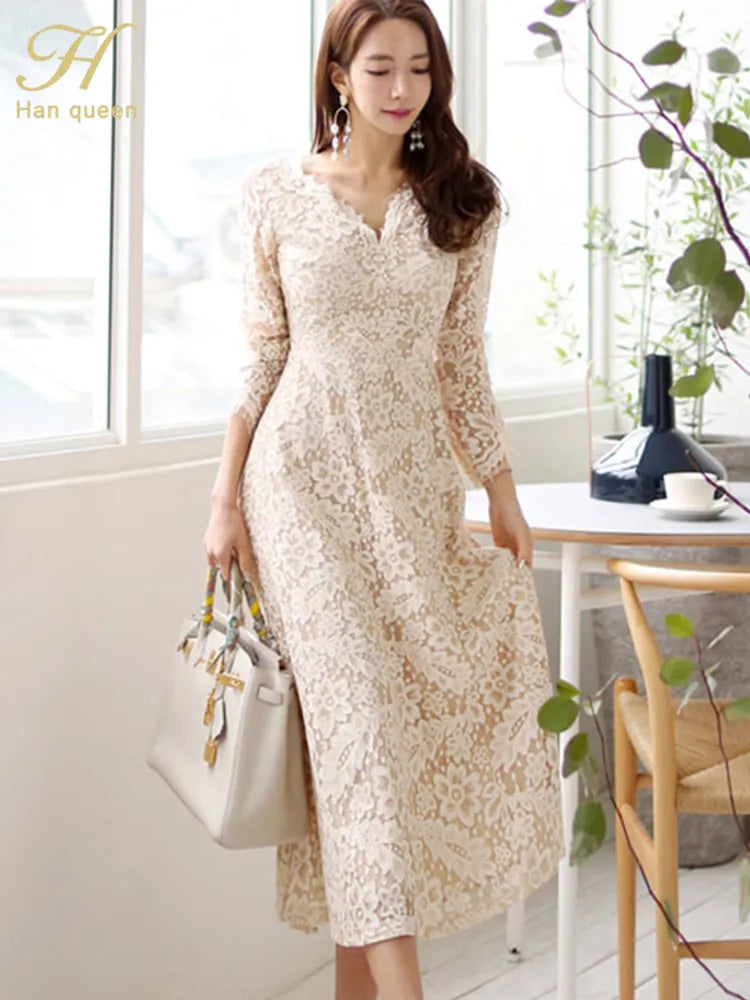 H Han Queen A-Line Lace Dress