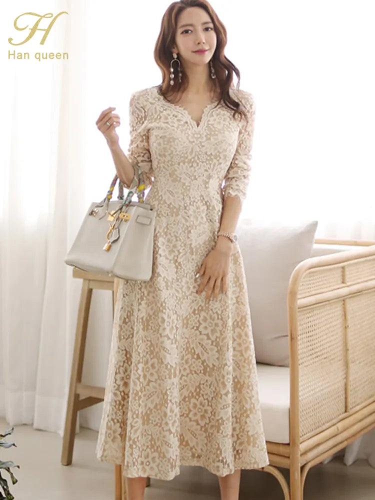 H Han Queen A-Line Lace Dress
