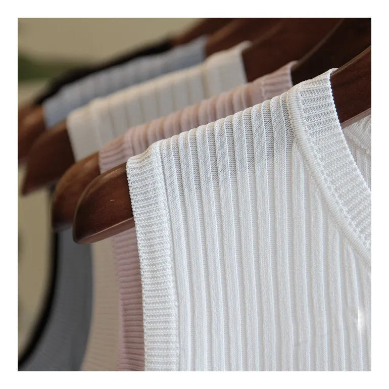 Sleeveless  O-neck Knitted Blouse